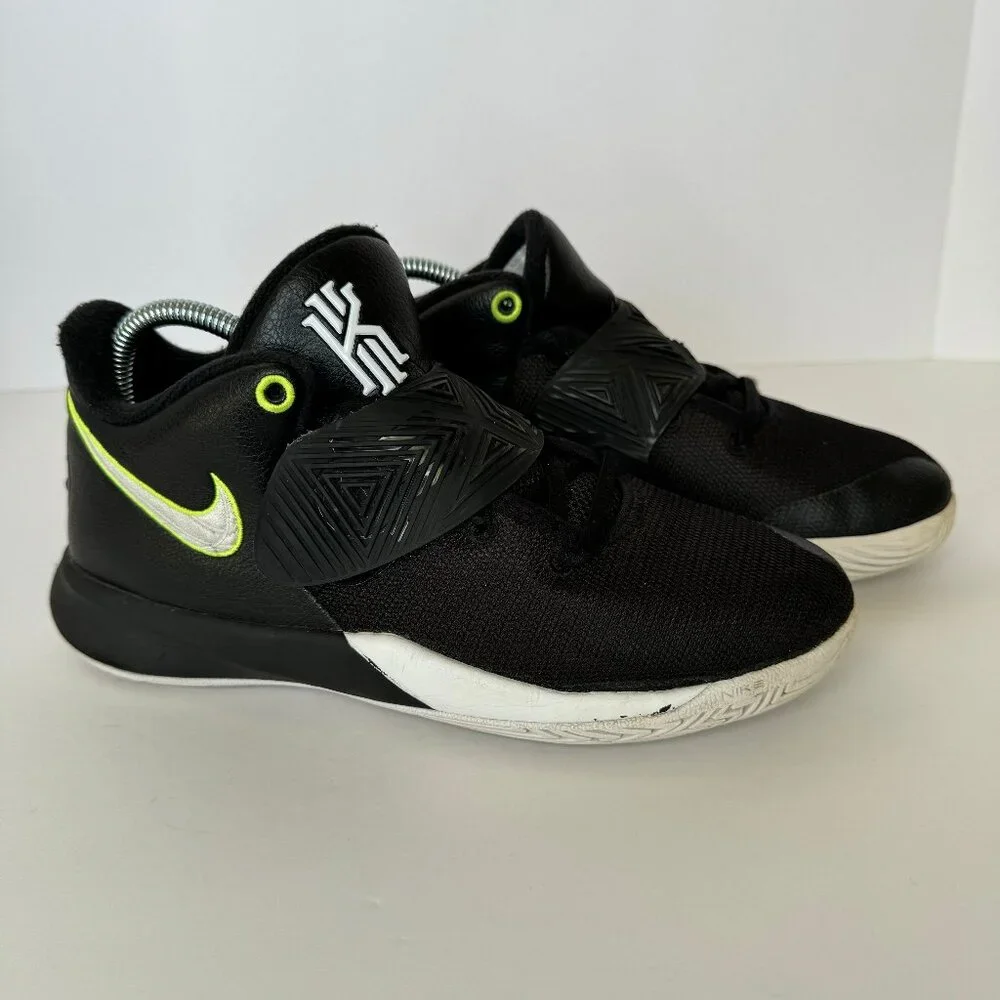 Nike Kyrie Flytrap III